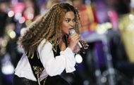 Beyoncé at The World Music Awards 2008: Show - Source: Getty